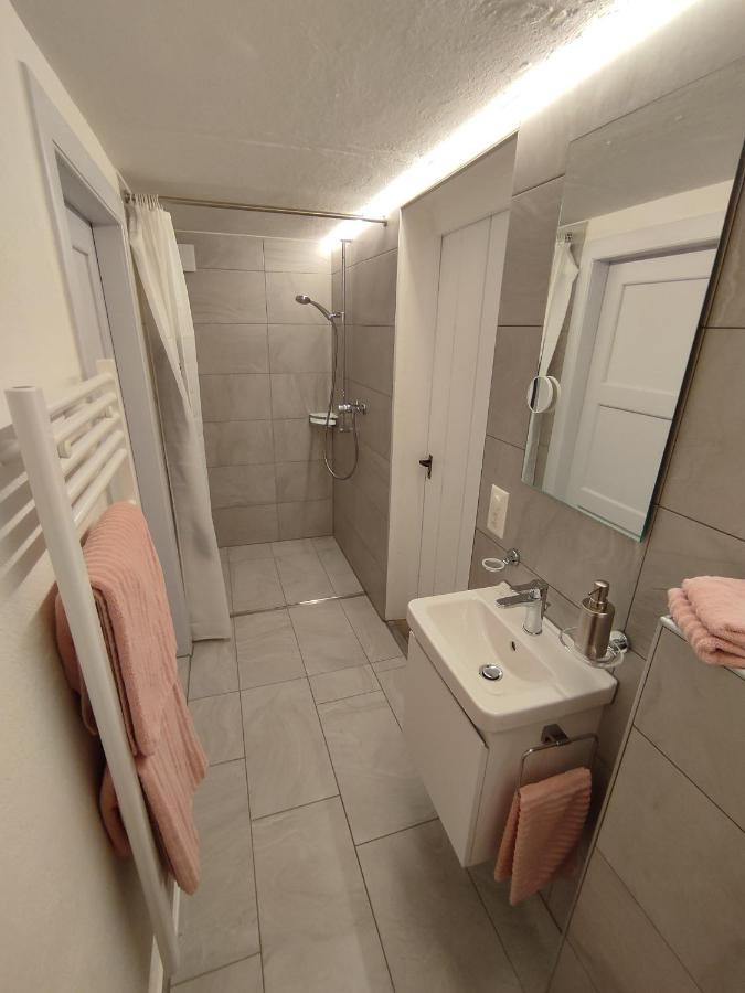 La Parenthese Bed & Breakfast Reconvilier Bagian luar foto
